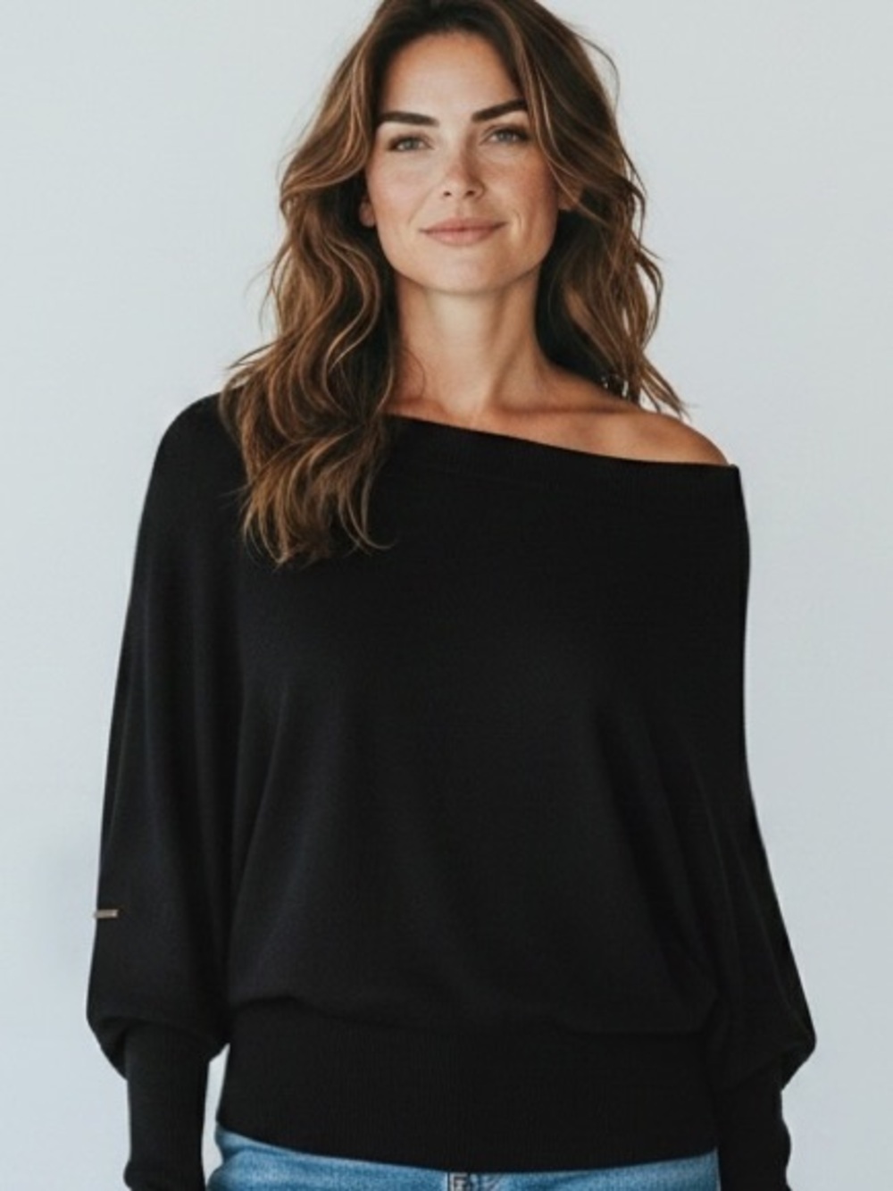 NEW VICTORIA’S SECRET BLACK 100% CASHMERE SWEATER SZ SMALL